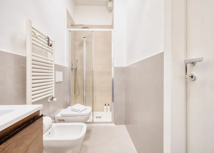 Stylish Near Porta Garibaldi & Metro By Mastery Apartment *