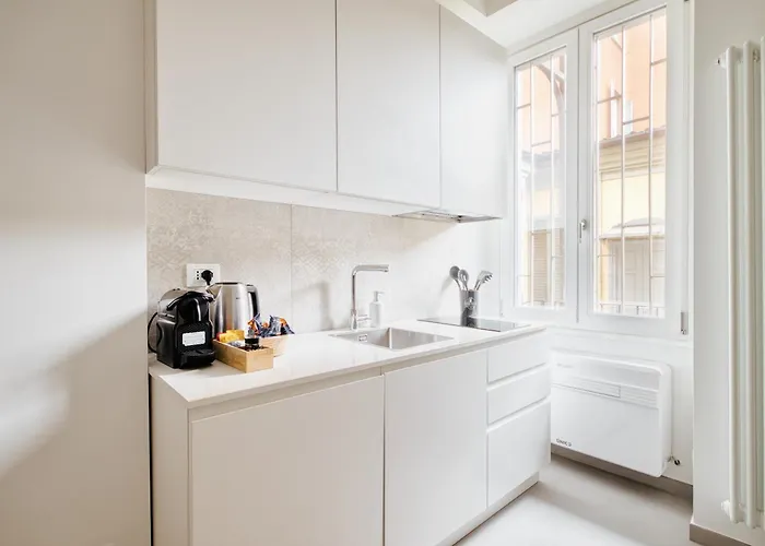 Apartment Stylish Near Porta Garibaldi & Metro By Mastery Milan